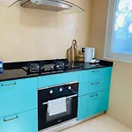 Beautiful Garden 3 Bedroom Villa Close To Beach